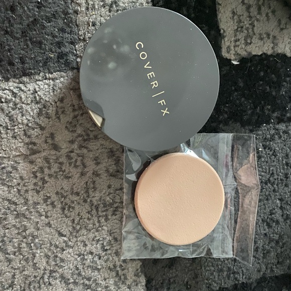 Cover FX Cream Foundation - Picture 2 of 4